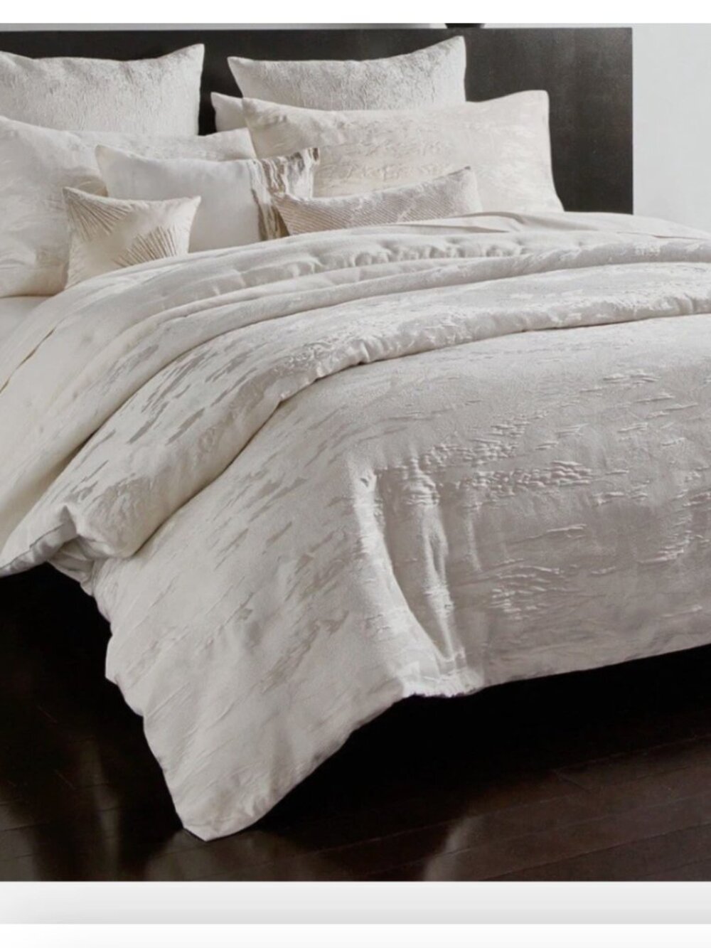2 DONNA KARAN HOME SEDUCTION Ivory Standard Standard 20x30” PILLOW SHAMS $330
